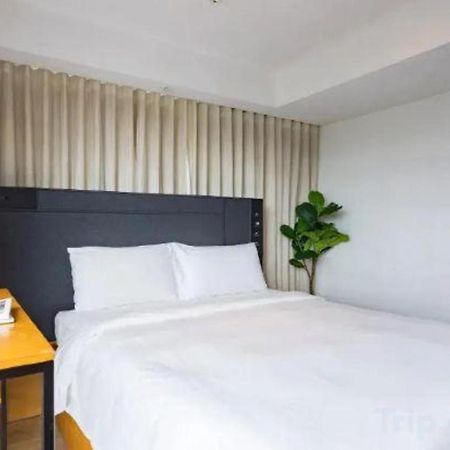 Hmlet Austin Avenue Hotel Хонконг Екстериор снимка