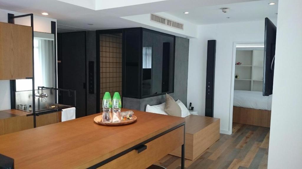 Hmlet Austin Avenue Hotel Хонконг Екстериор снимка