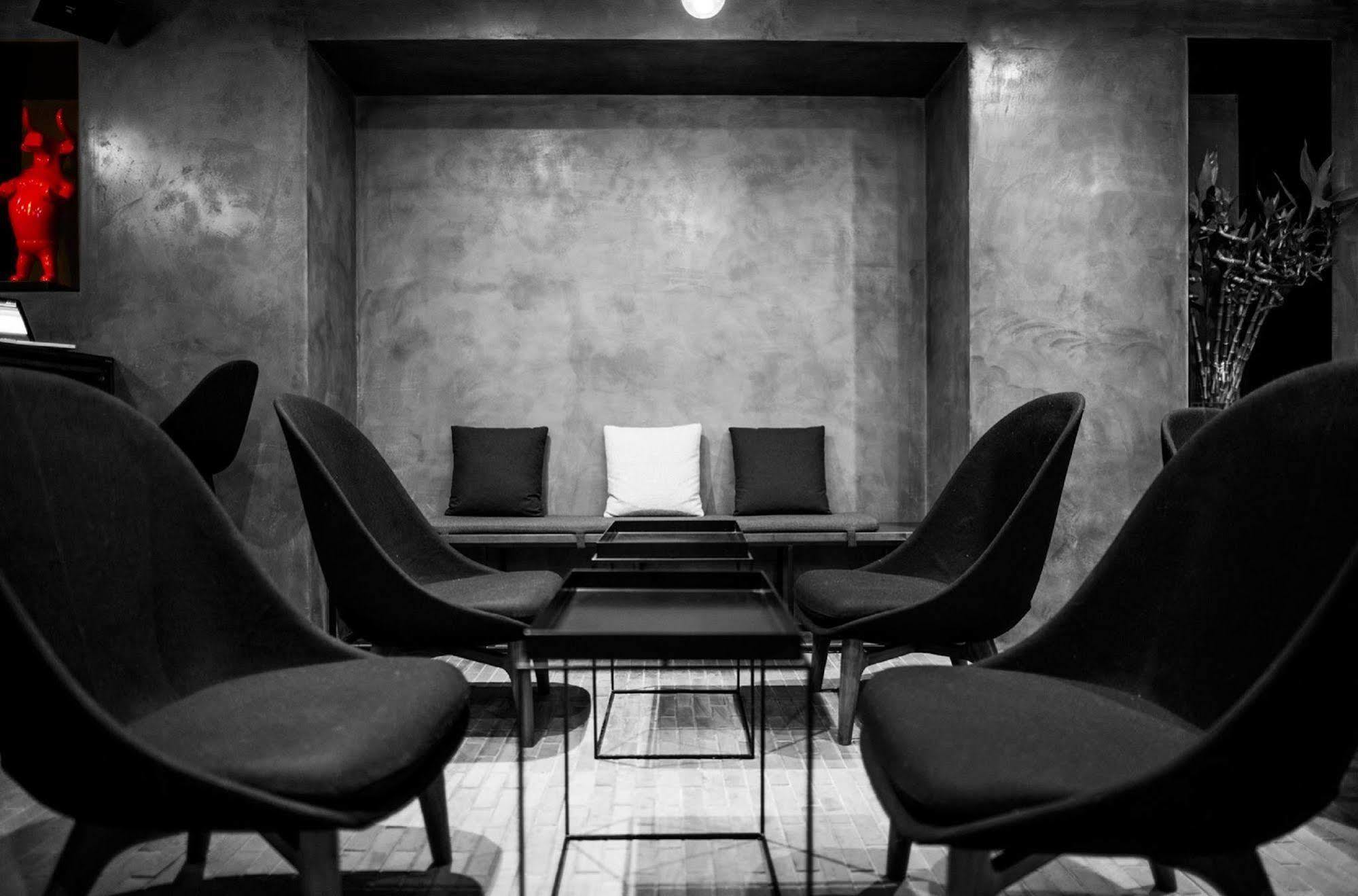 Hmlet Austin Avenue Hotel Хонконг Екстериор снимка