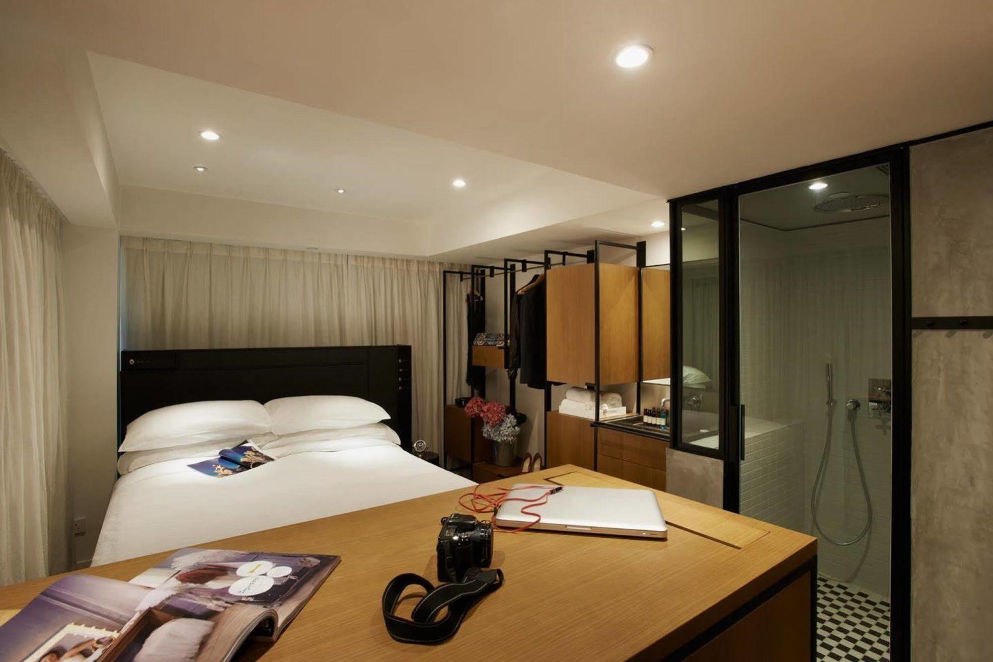 Hmlet Austin Avenue Hotel Хонконг Екстериор снимка