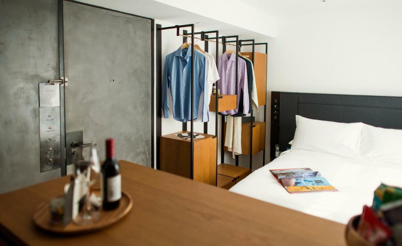 Hmlet Austin Avenue Hotel Хонконг Екстериор снимка